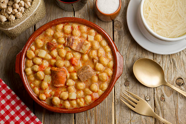 cocido en tres vuelcos - Comida casera para llevar