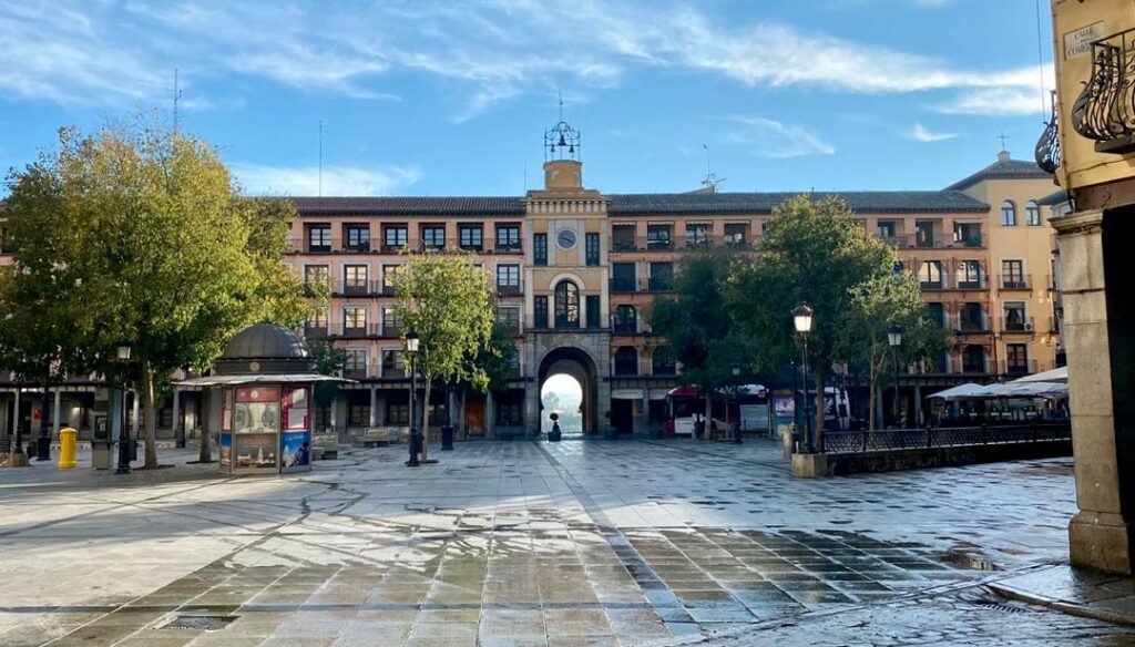 Que hacer en Toledo - plaza Zocodover